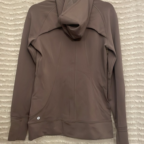 NWOT Lululemon Jacket - Picture 3 of 6
